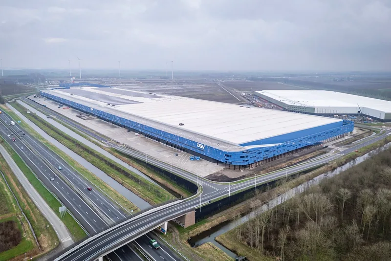 DSV distribution centre along the motorway